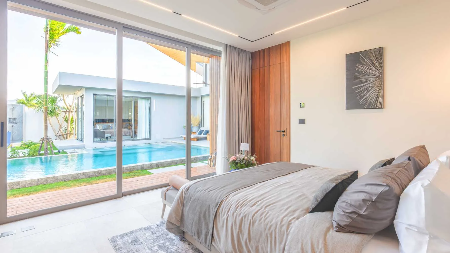 Property image - full photo 30