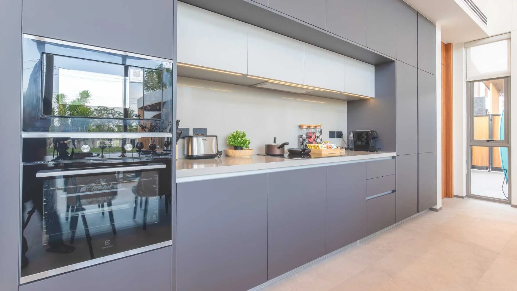 Property image - full photo 7