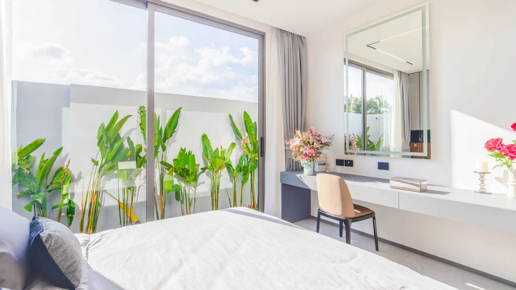 Property image - full photo 25