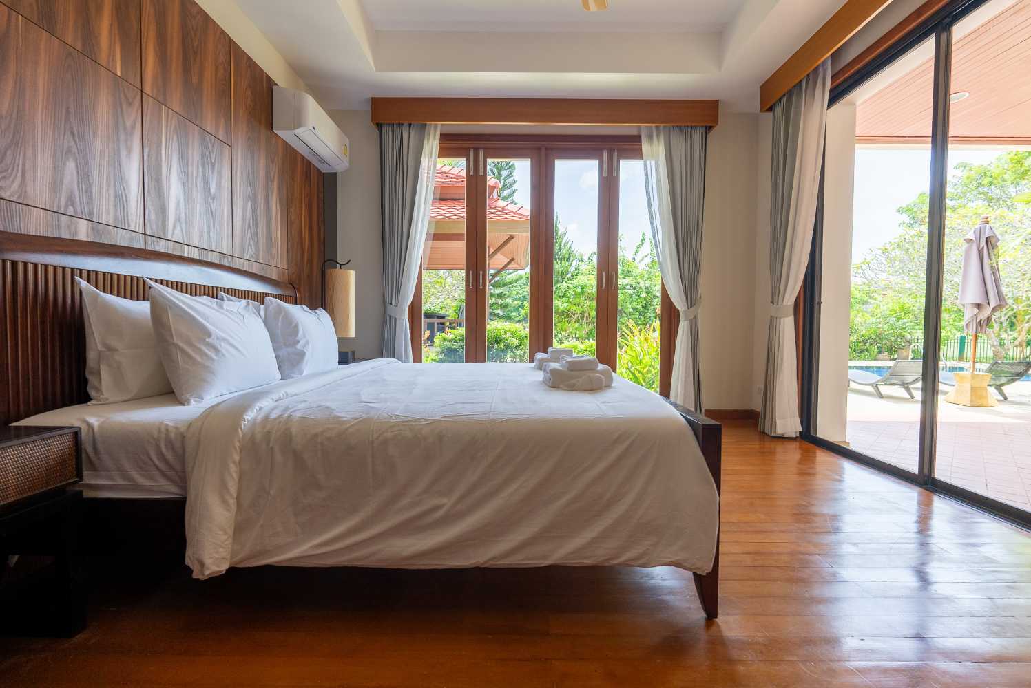 Property image - full photo 16