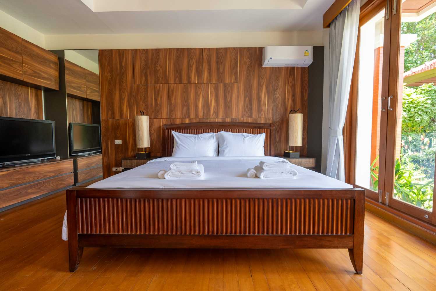 Property image - full photo 25