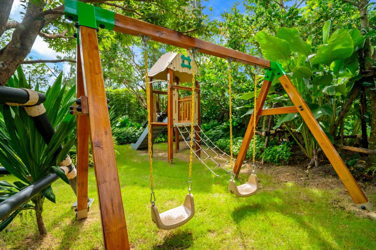 Property image - full photo 17