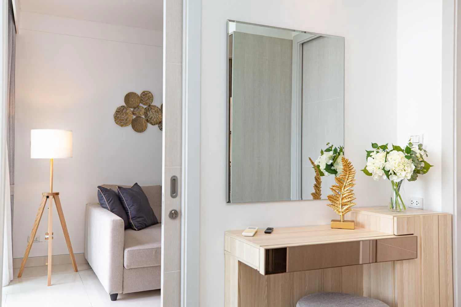 Property image - full photo 4