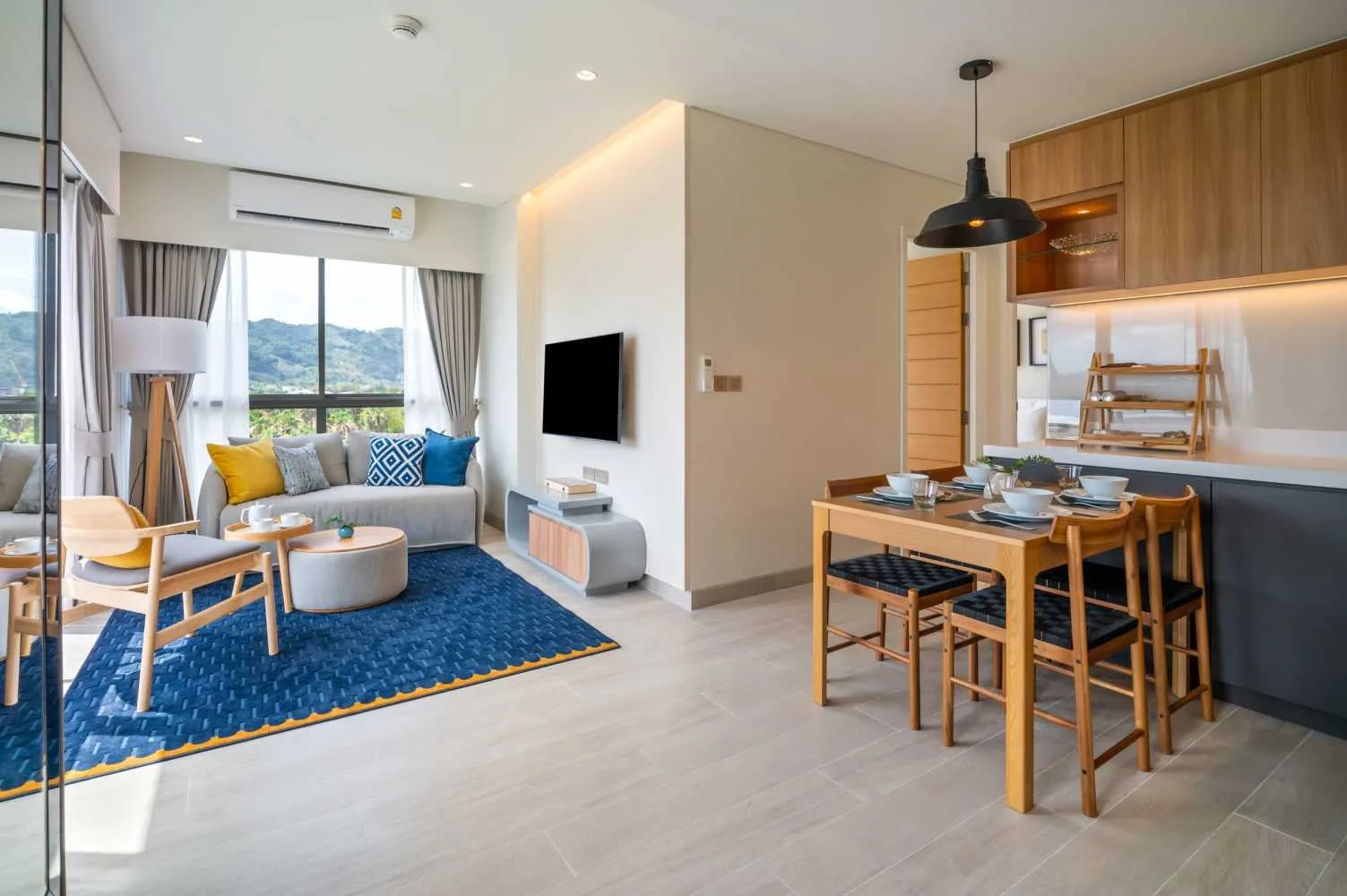 Property image - full photo 4