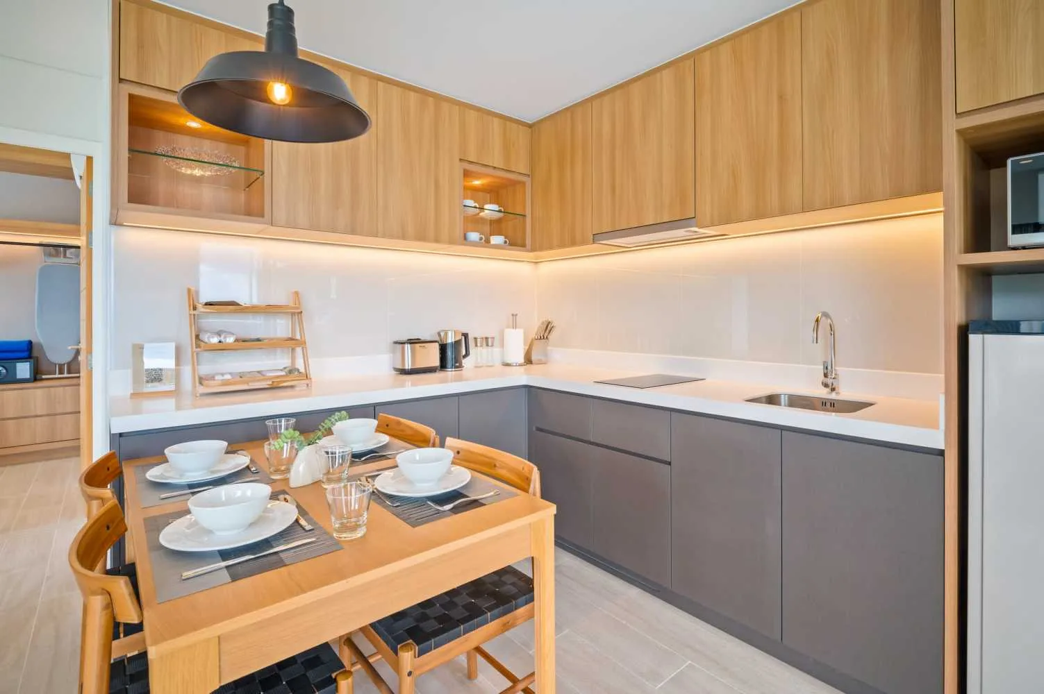 Property image - full photo 3