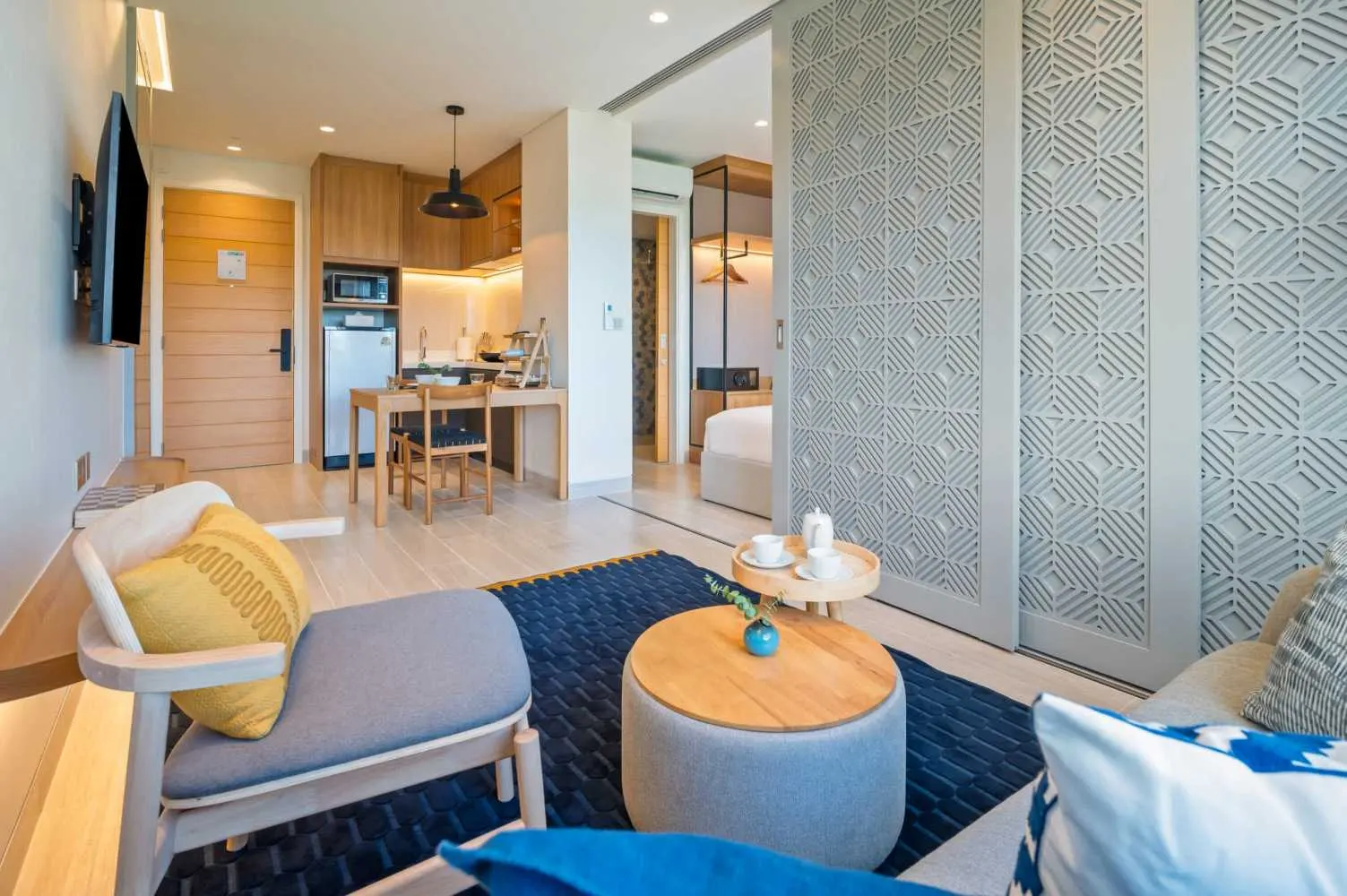 Property image - full photo 4