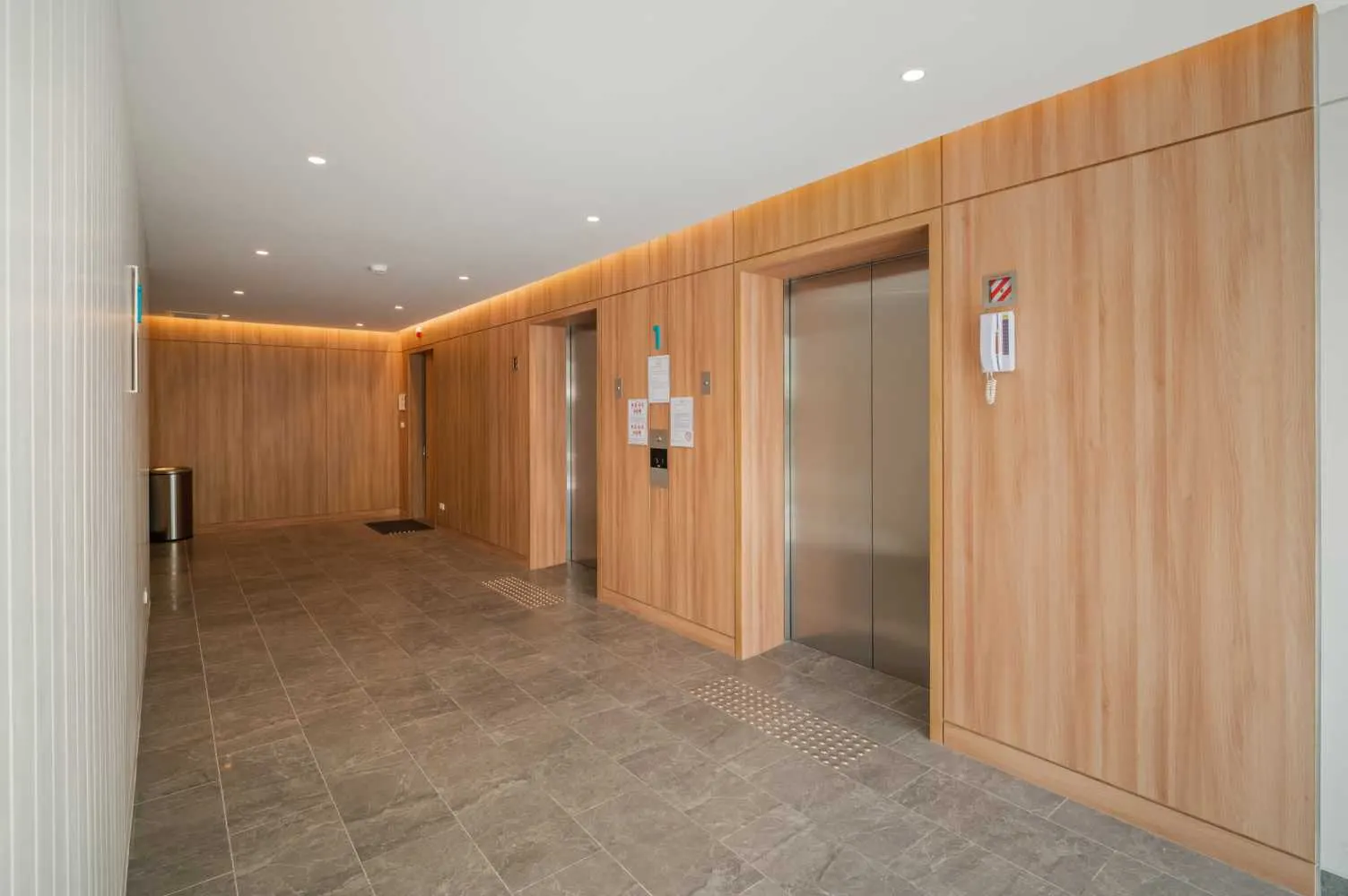 Property image - full photo 15