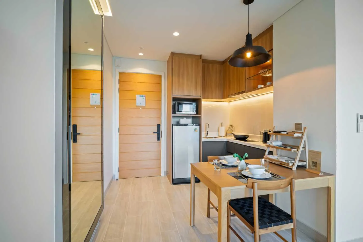 Property image - full photo 5