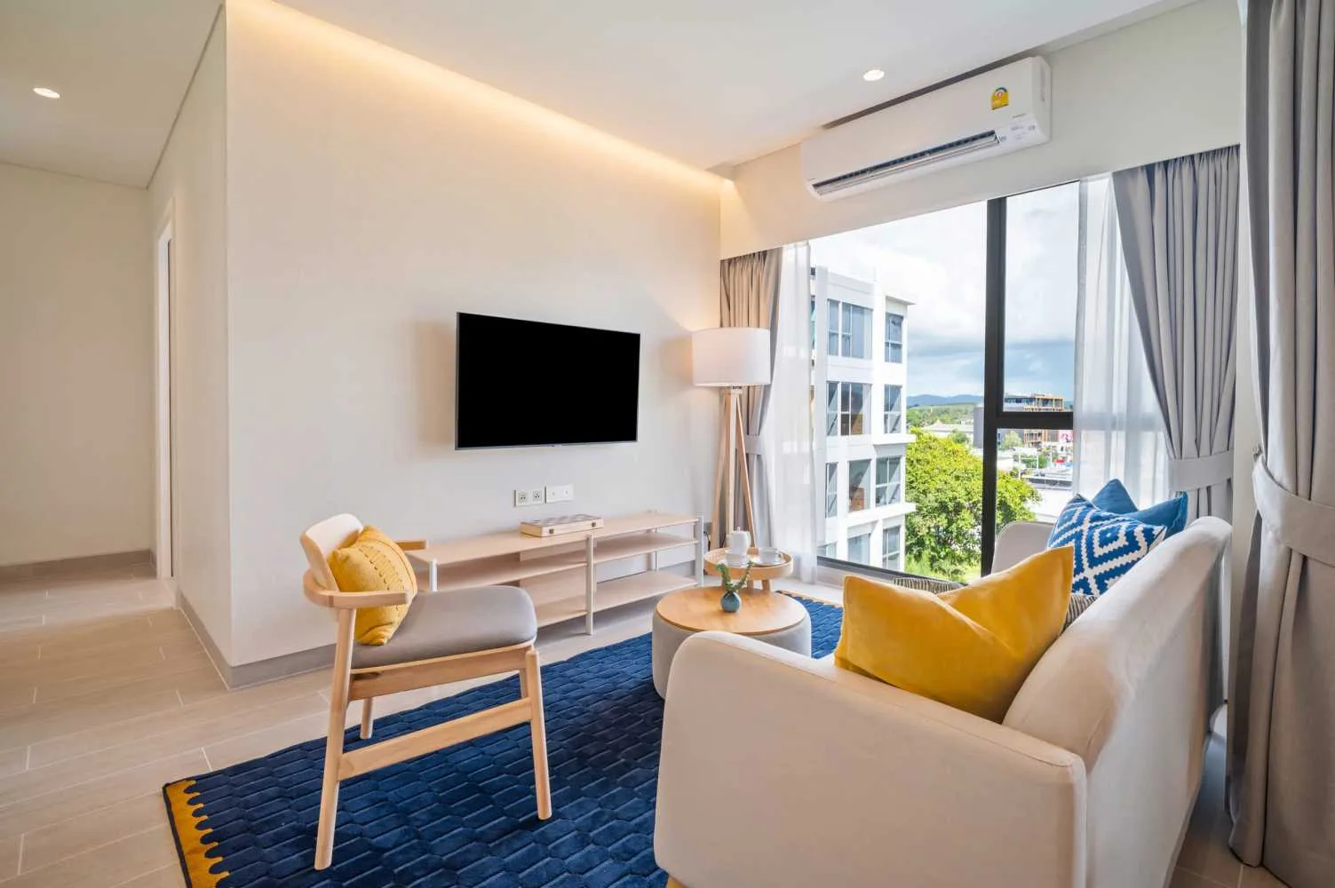 Property image - full photo 6