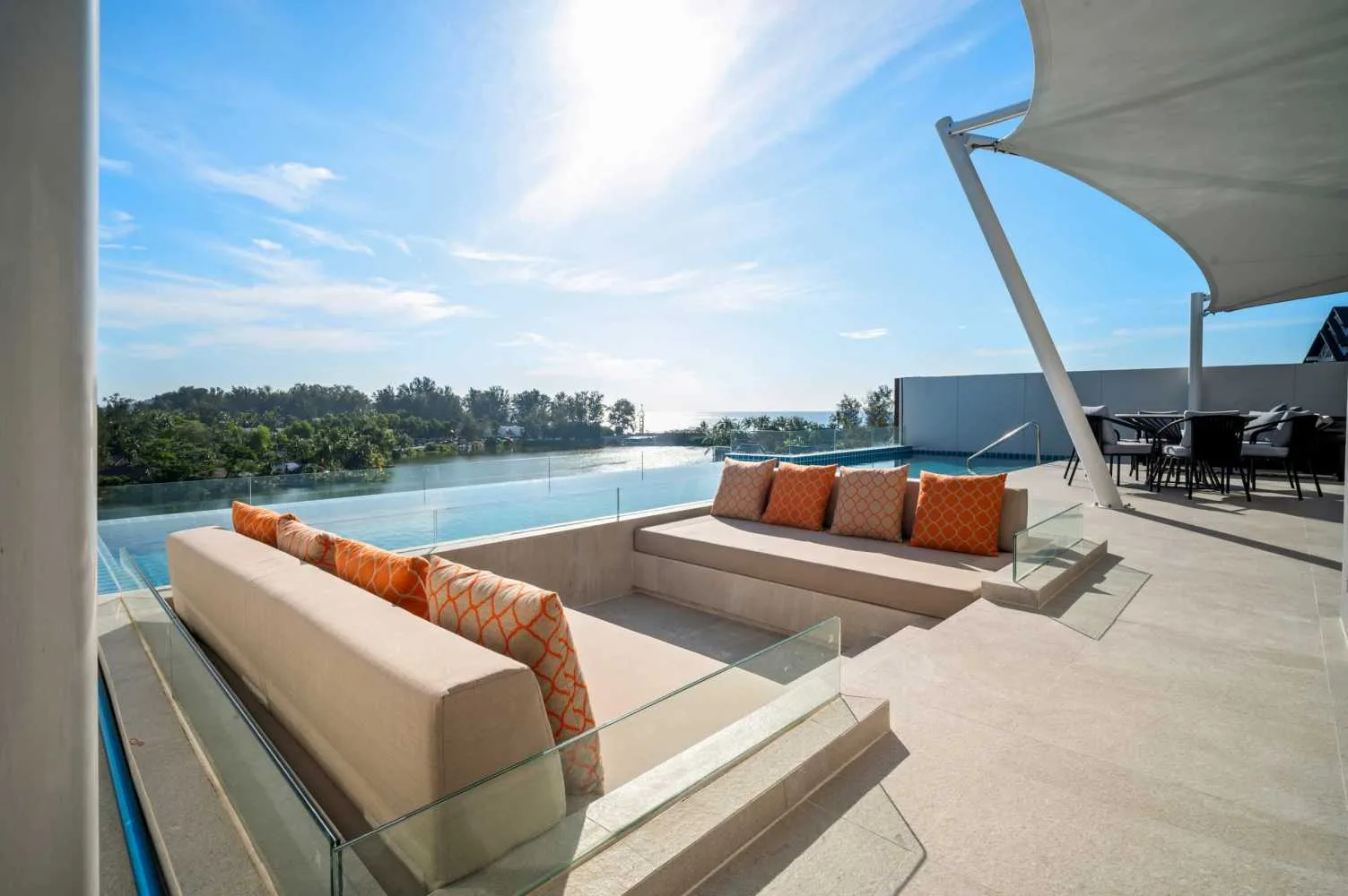 Property image - full photo 2