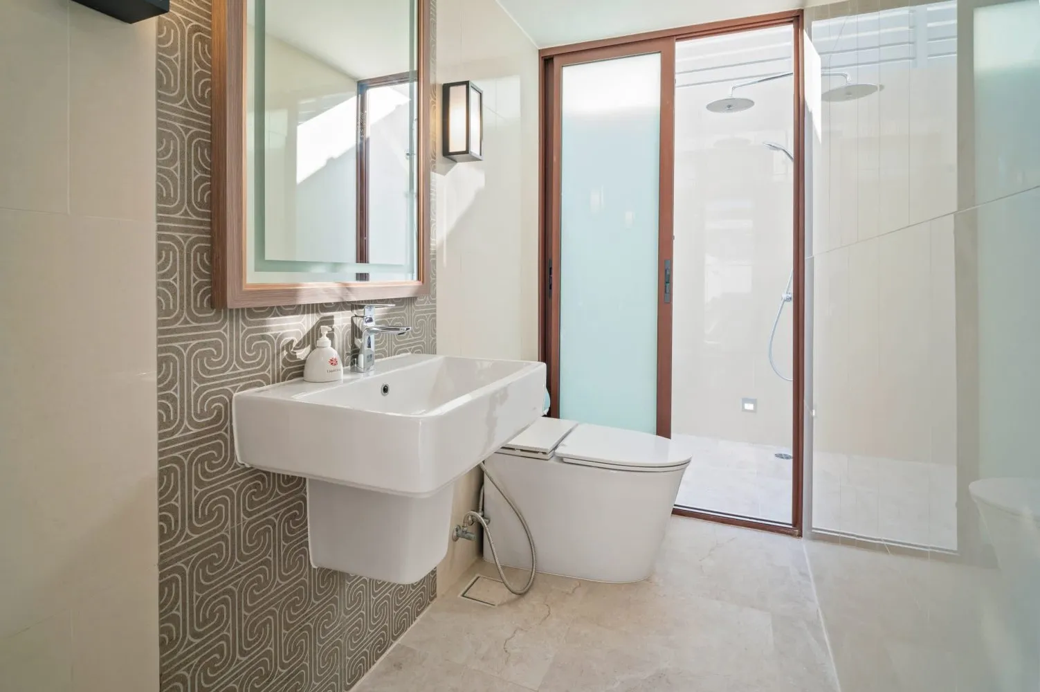 Property image - full photo 22