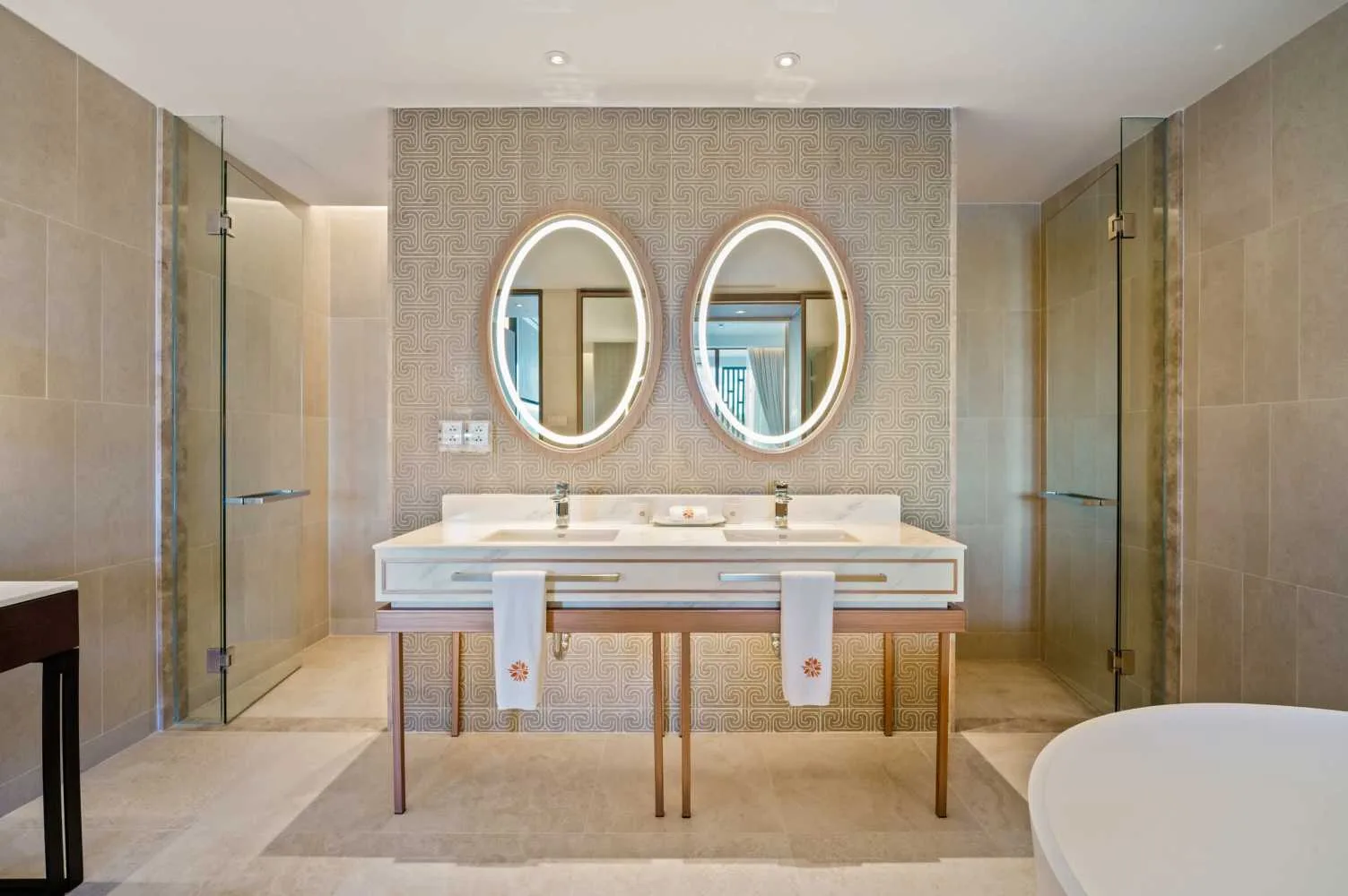 Property image - full photo 15