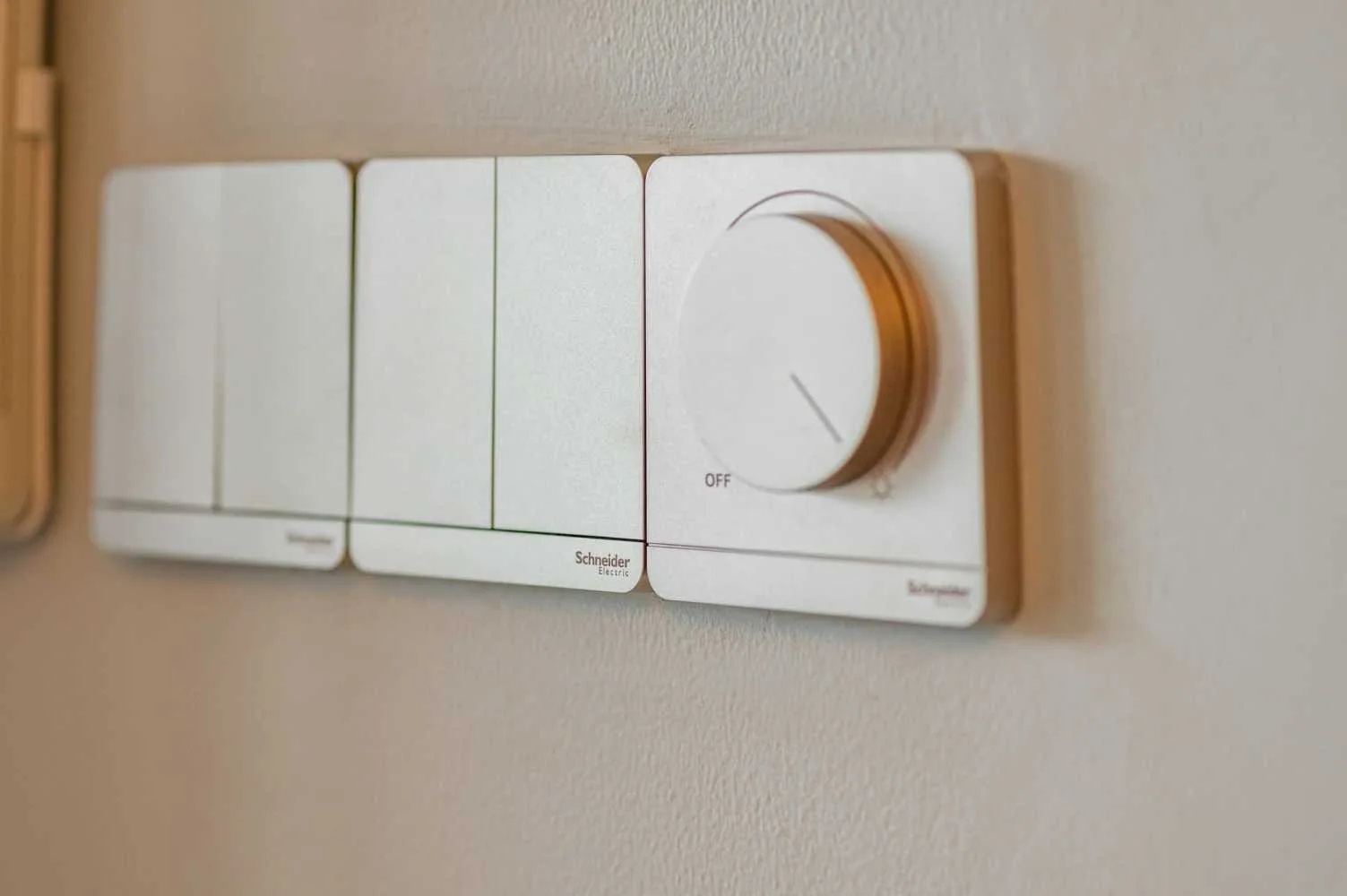 Property image - full photo 7