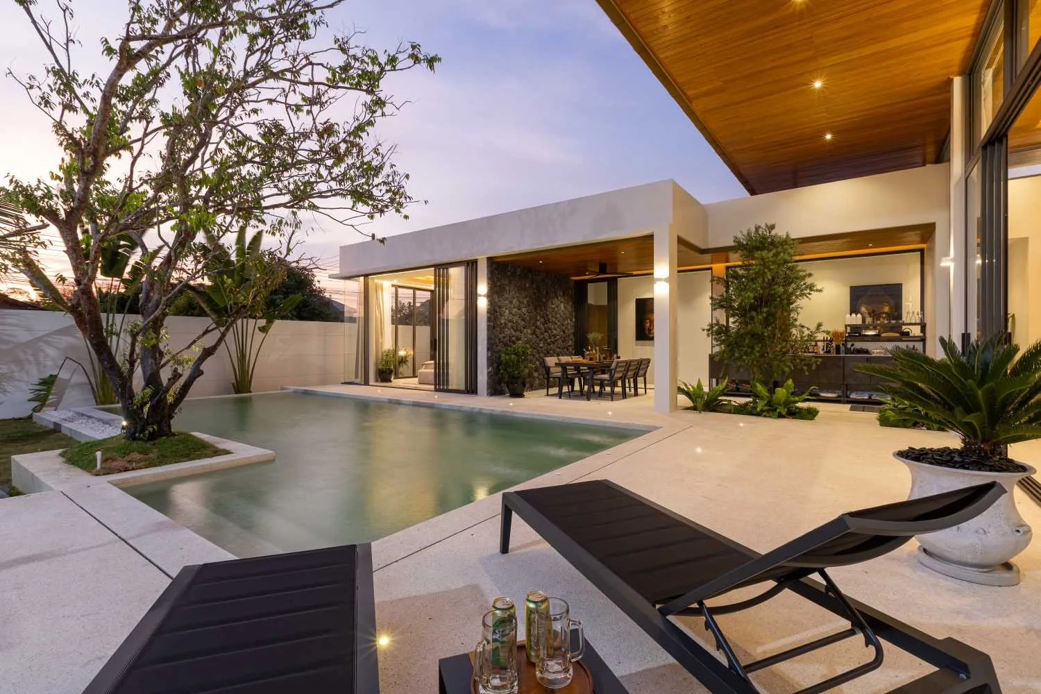 Property image - full photo 43