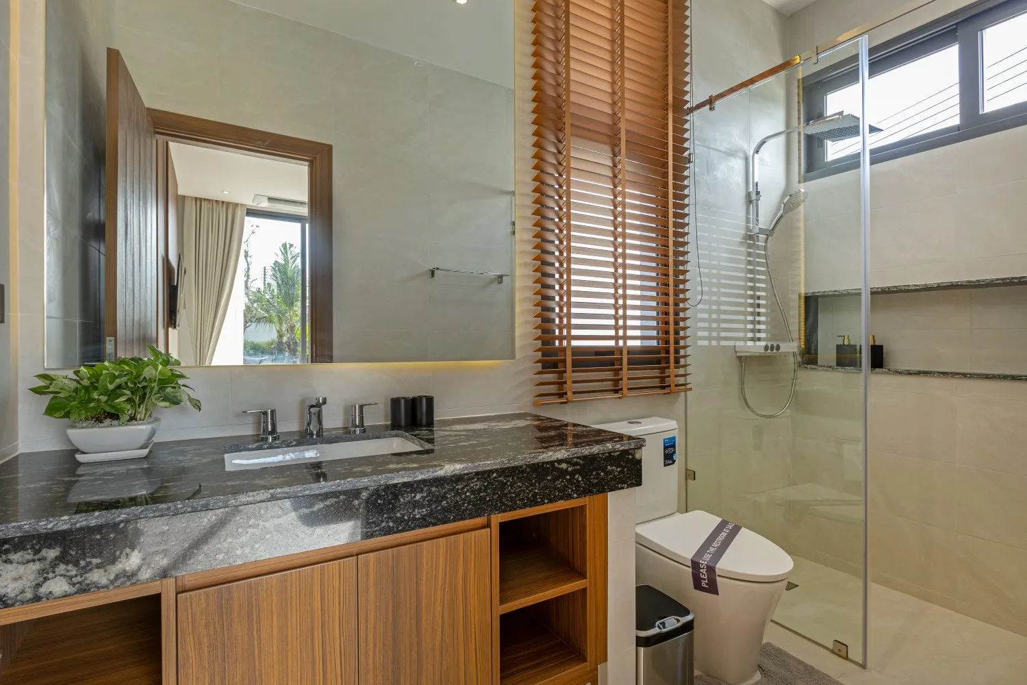 Property image - full photo 29