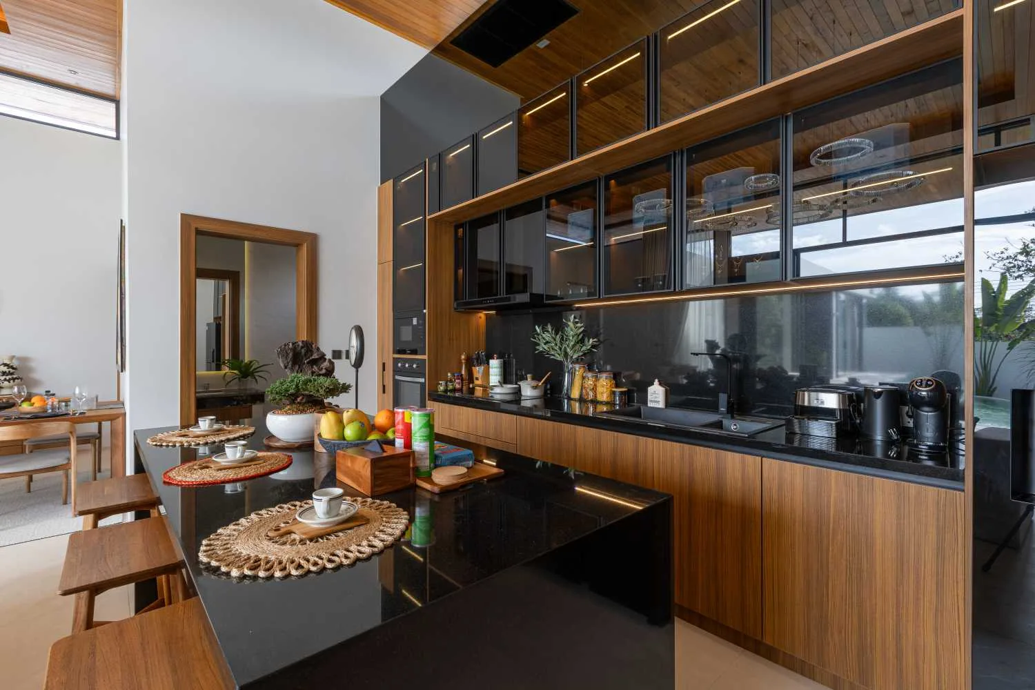 Property image - full photo 16
