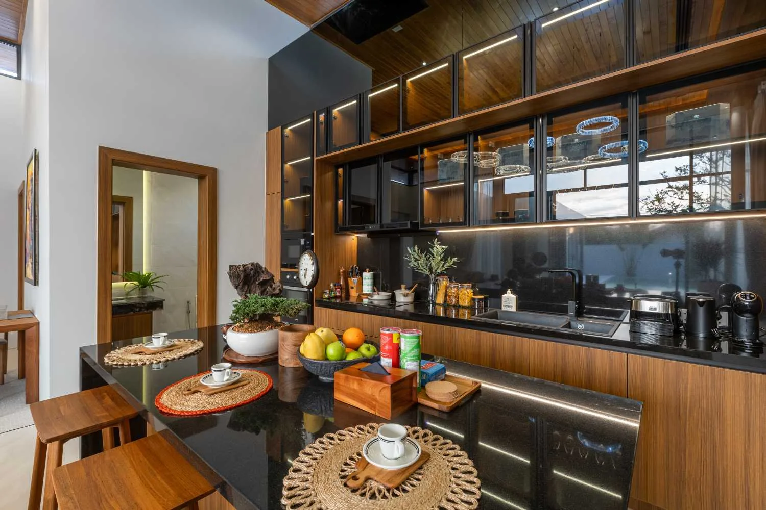 Property image - full photo 5
