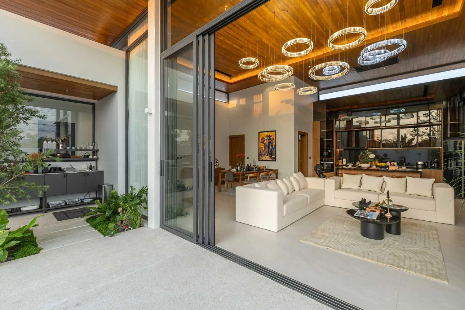 Property image - full photo 30