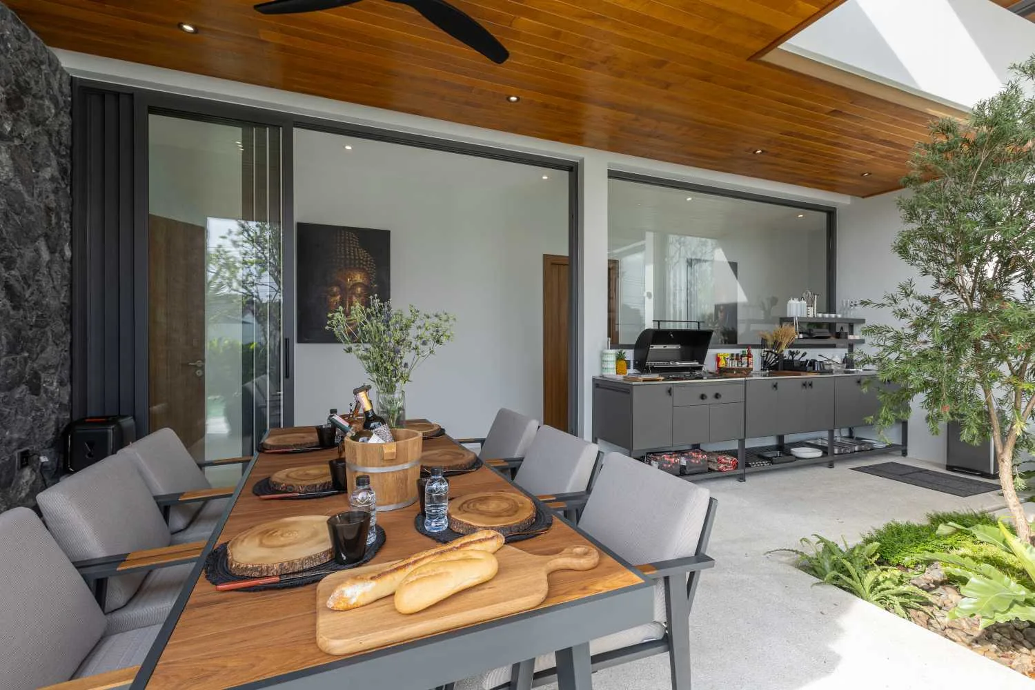 Property image - full photo 14