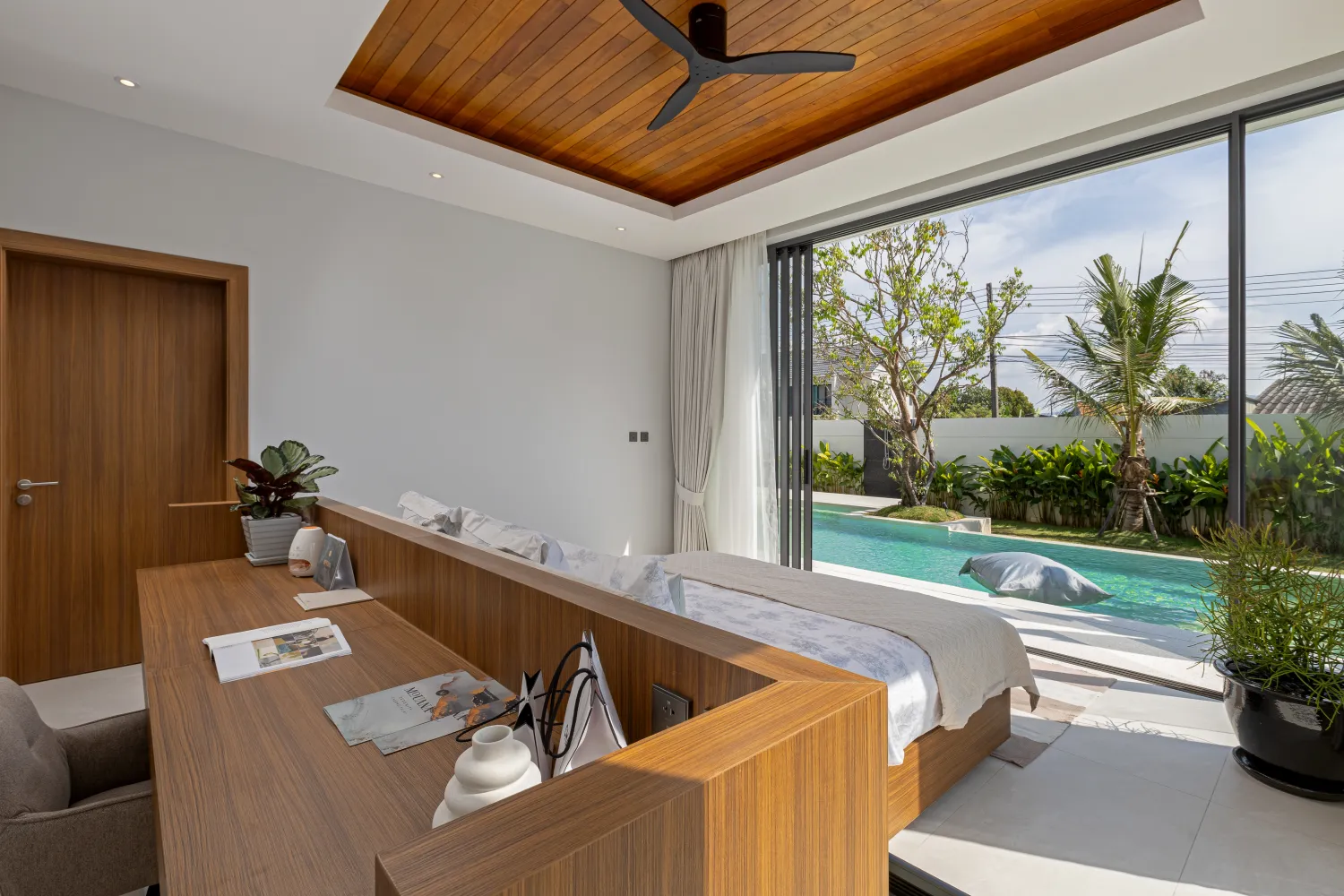 Property image - full photo 38