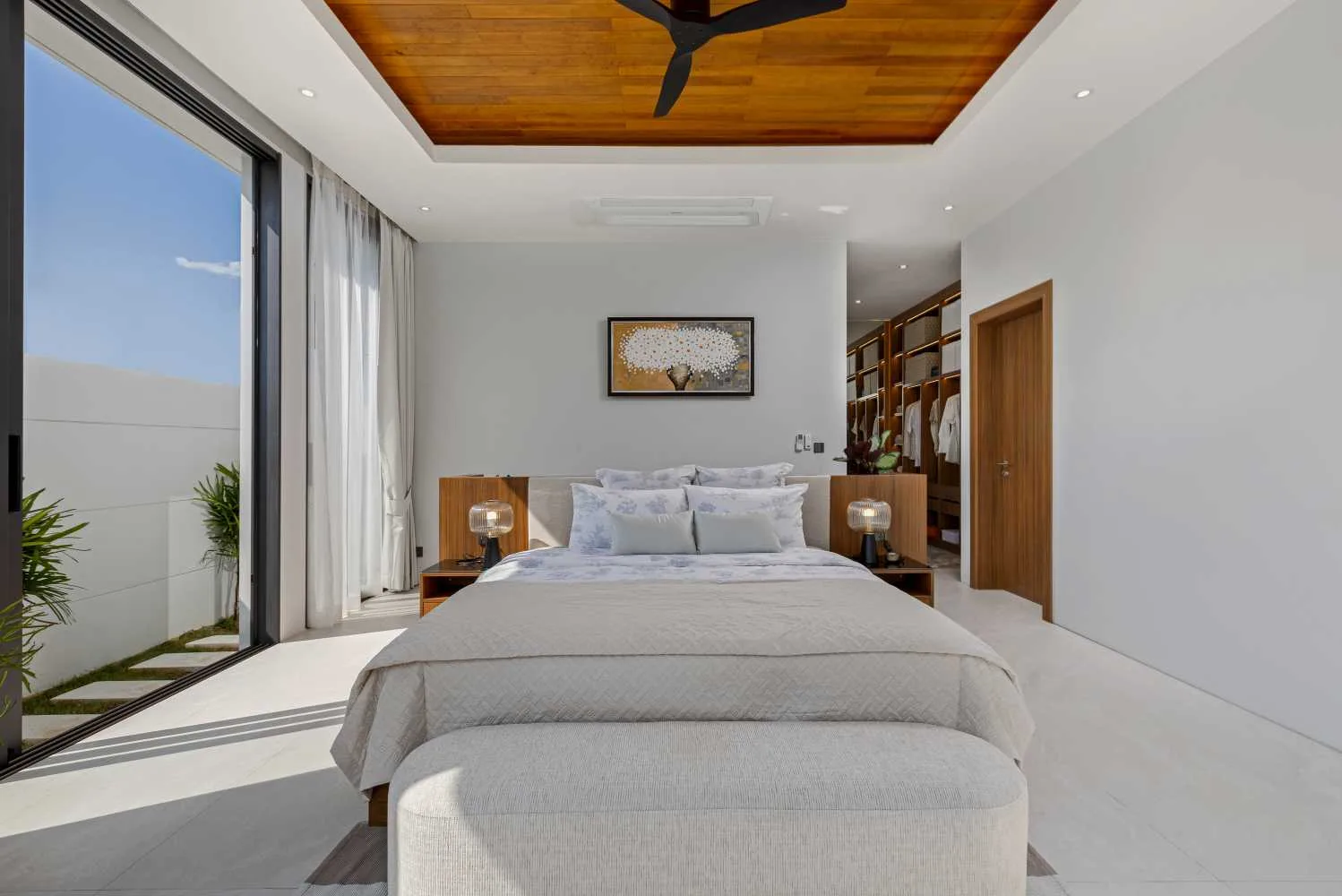 Property image - full photo 40