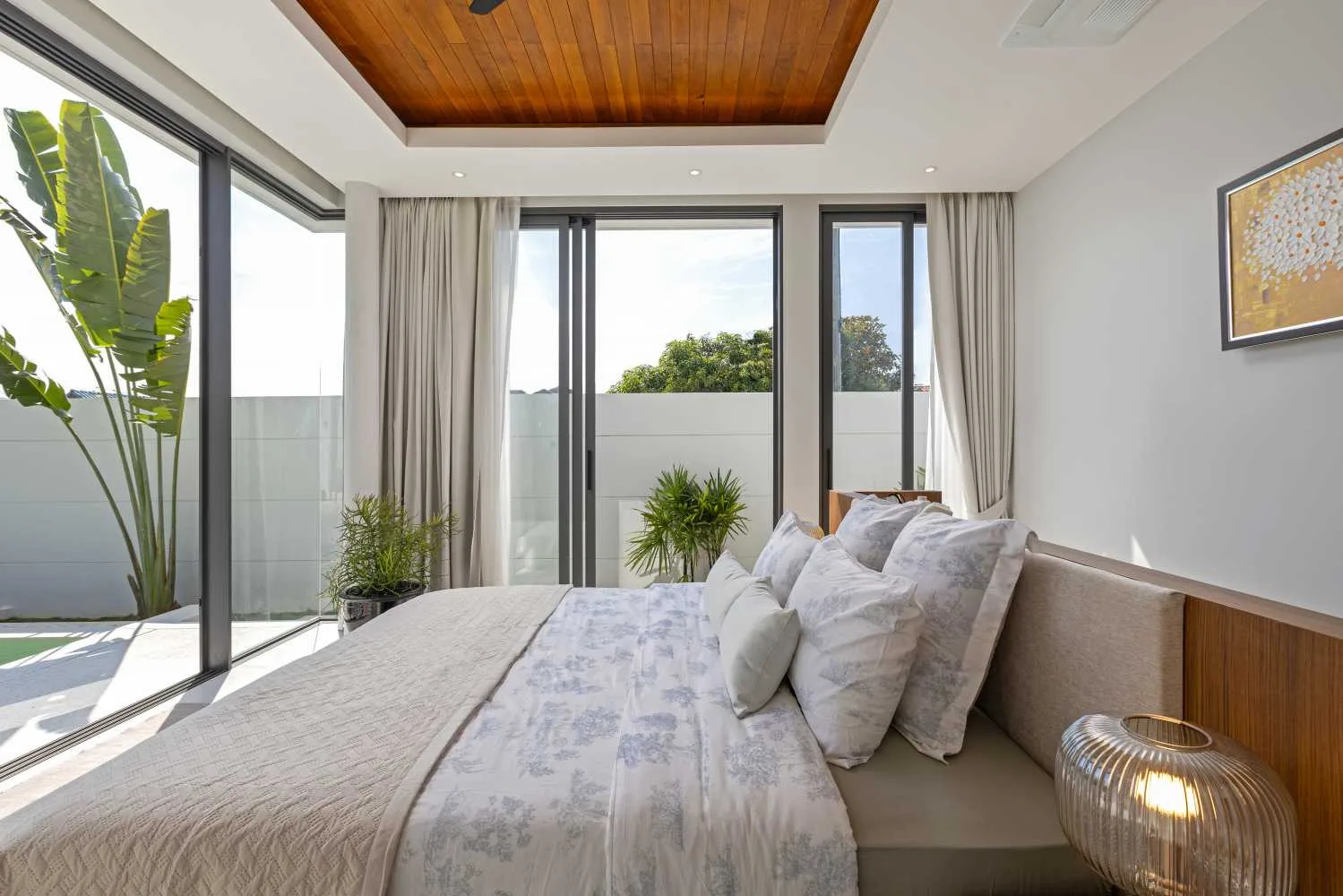 Property image - full photo 37