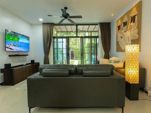 Property image - full photo 7
