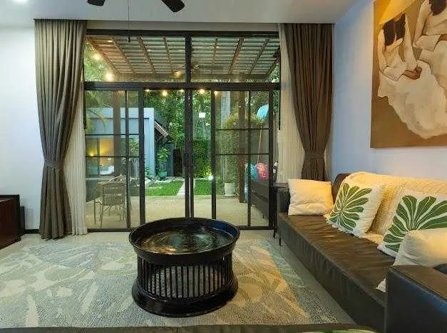 Property image - full photo 12