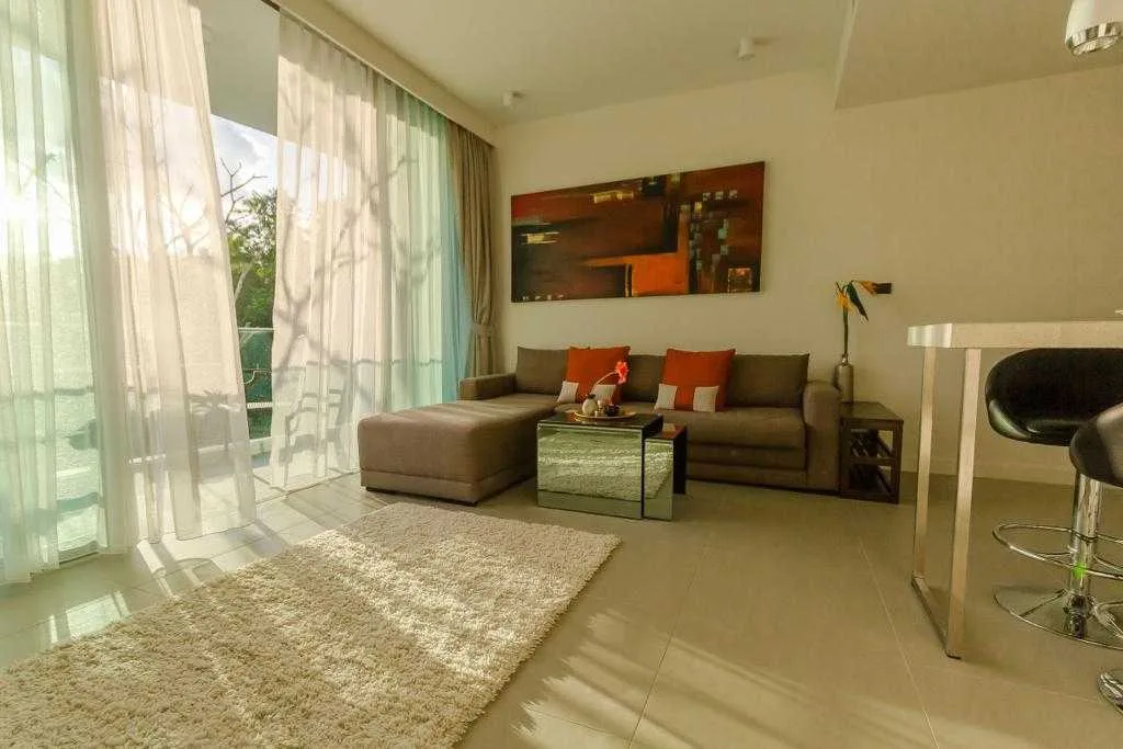 Property image - full photo 3