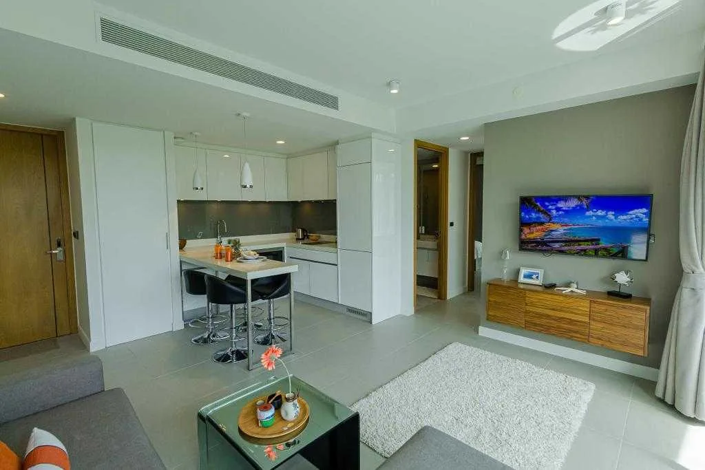 Property image - full photo 5