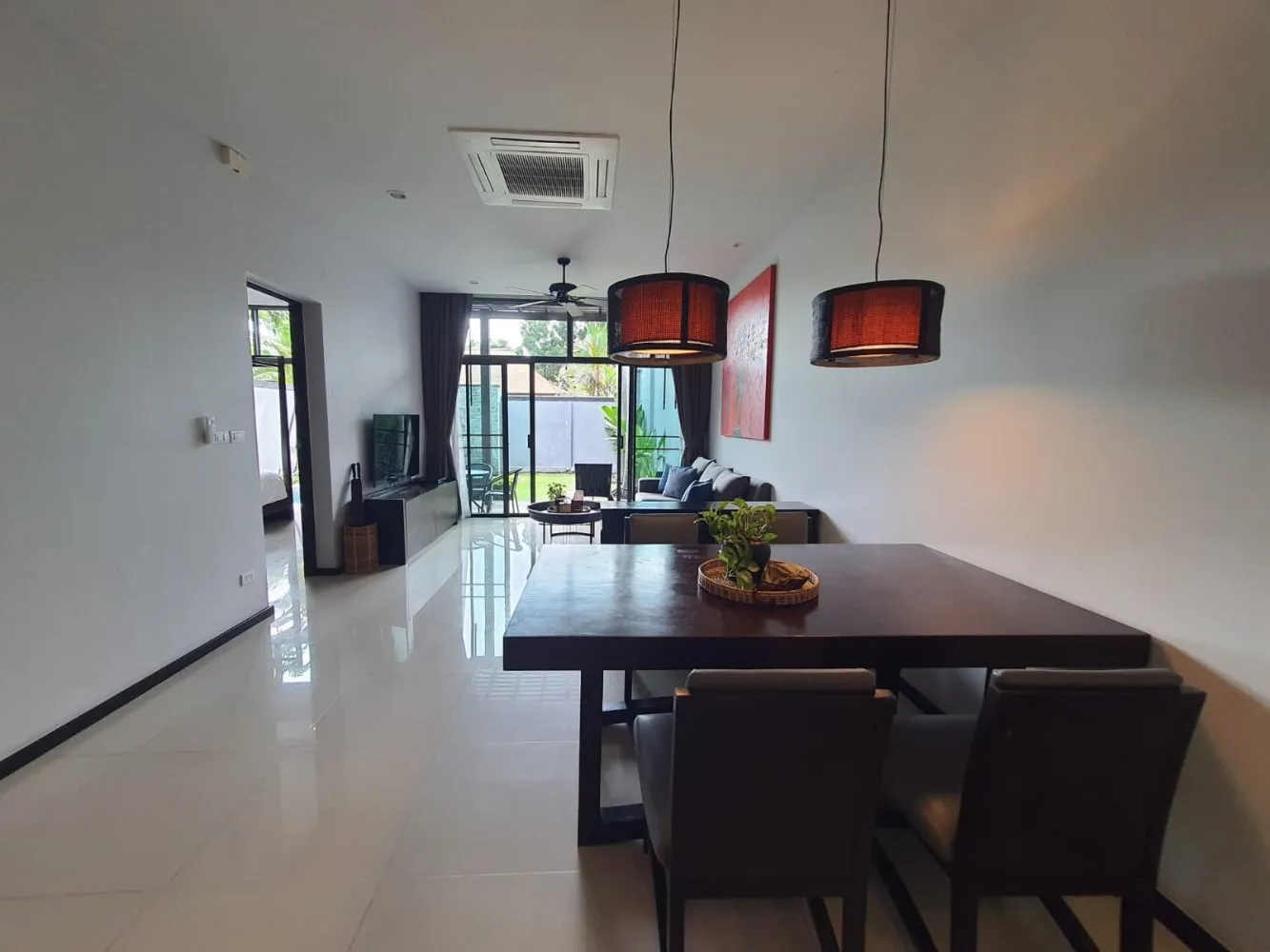 Property image - full photo 4