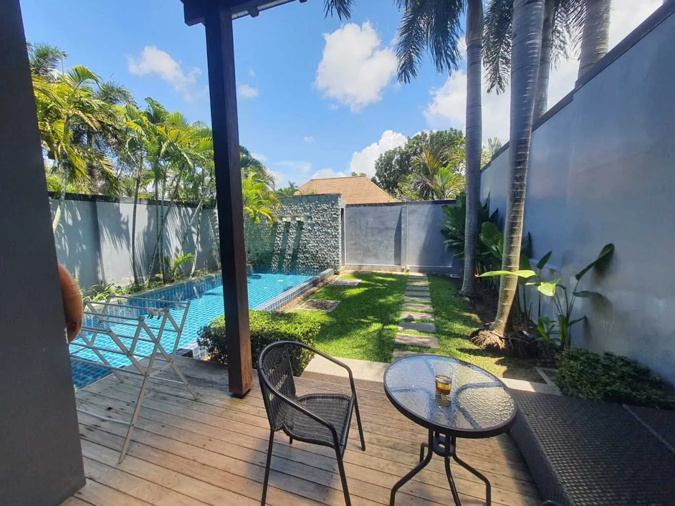 Property image - full photo 3