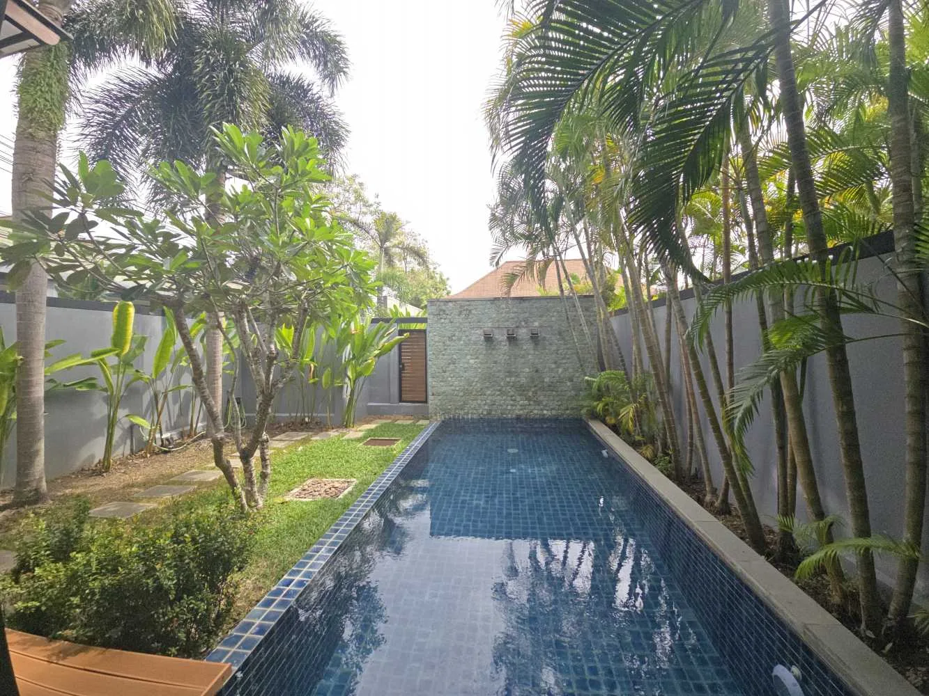 Property image - full photo 12