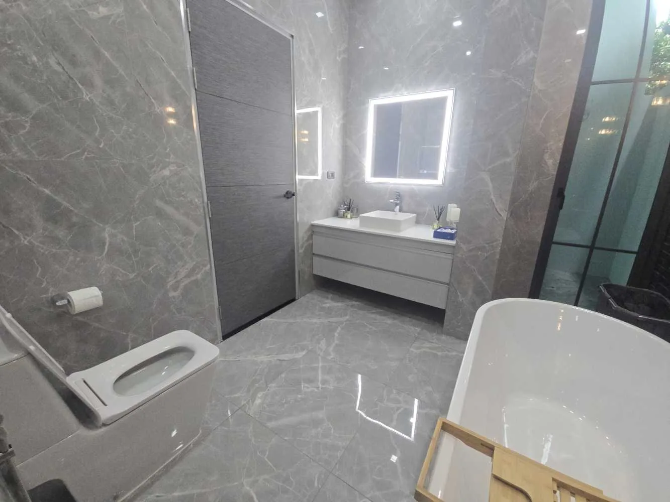 Property image - full photo 17