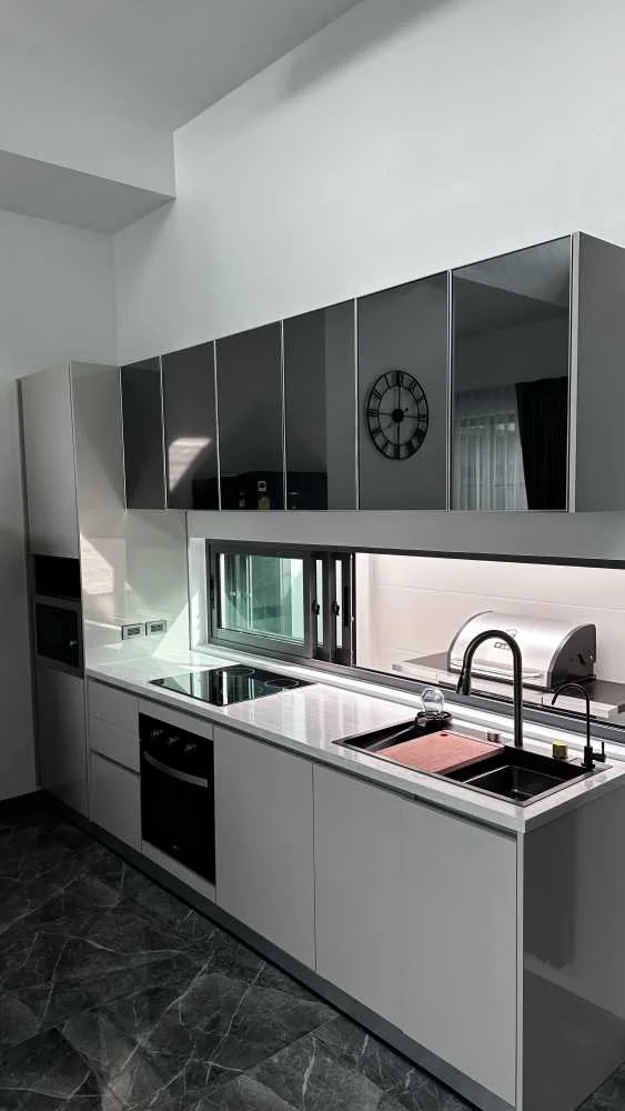 Property image - full photo 6