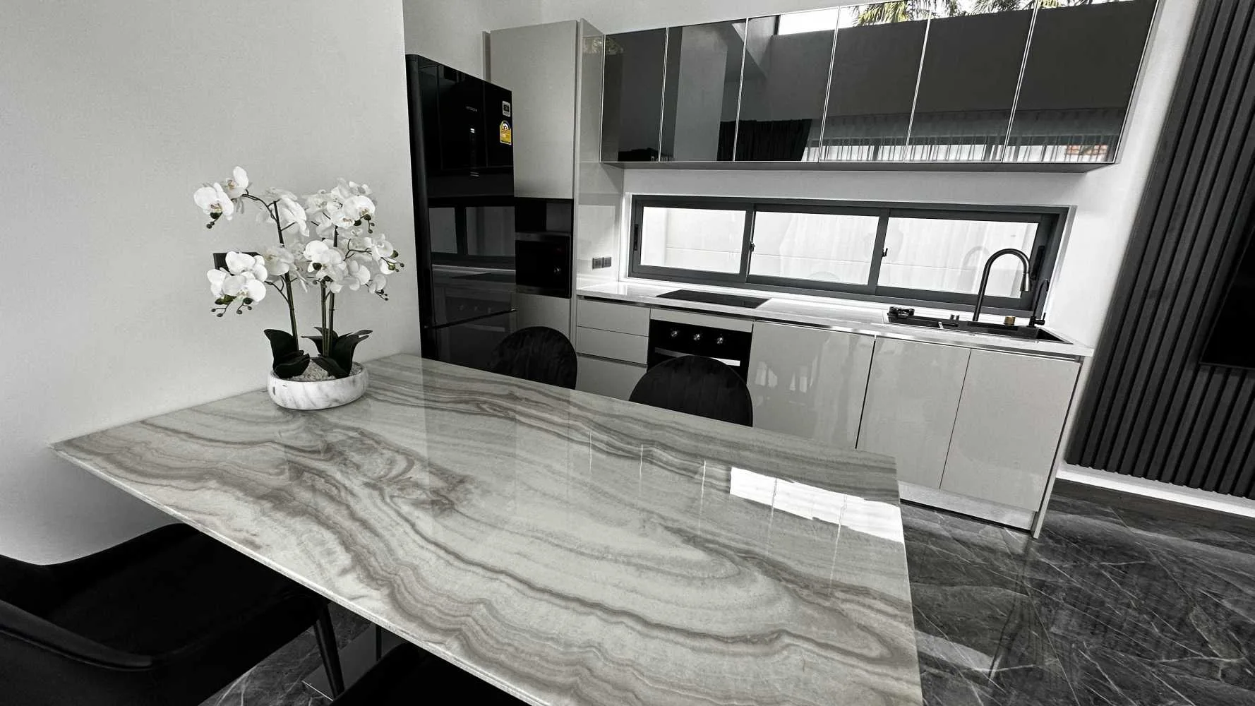 Property image - full photo 7