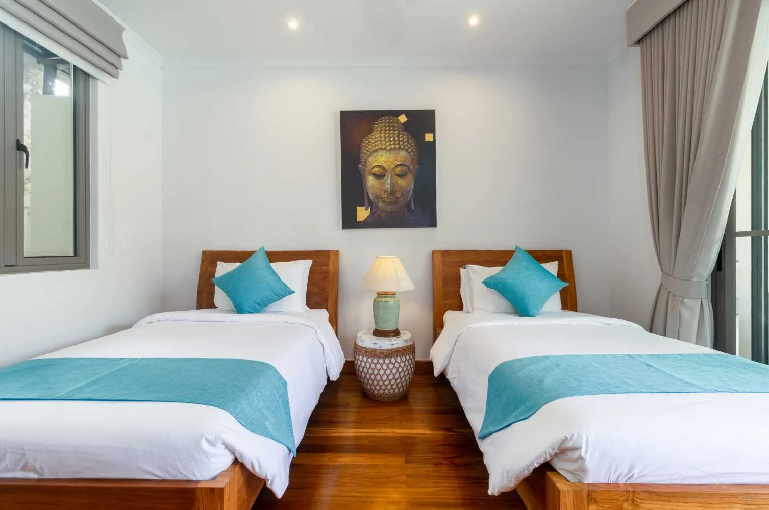 Property image - full photo 10