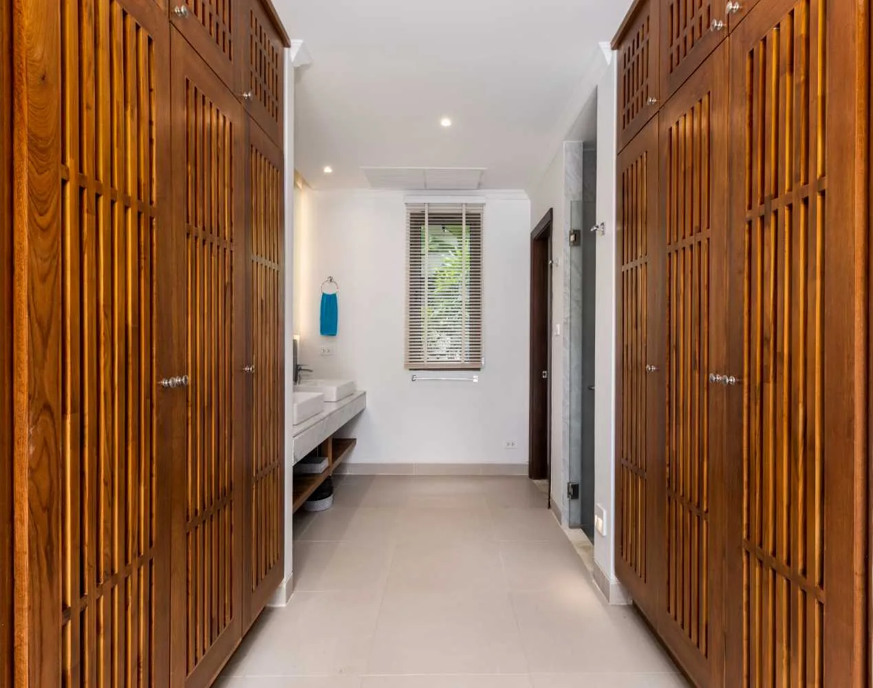 Property image - full photo 14