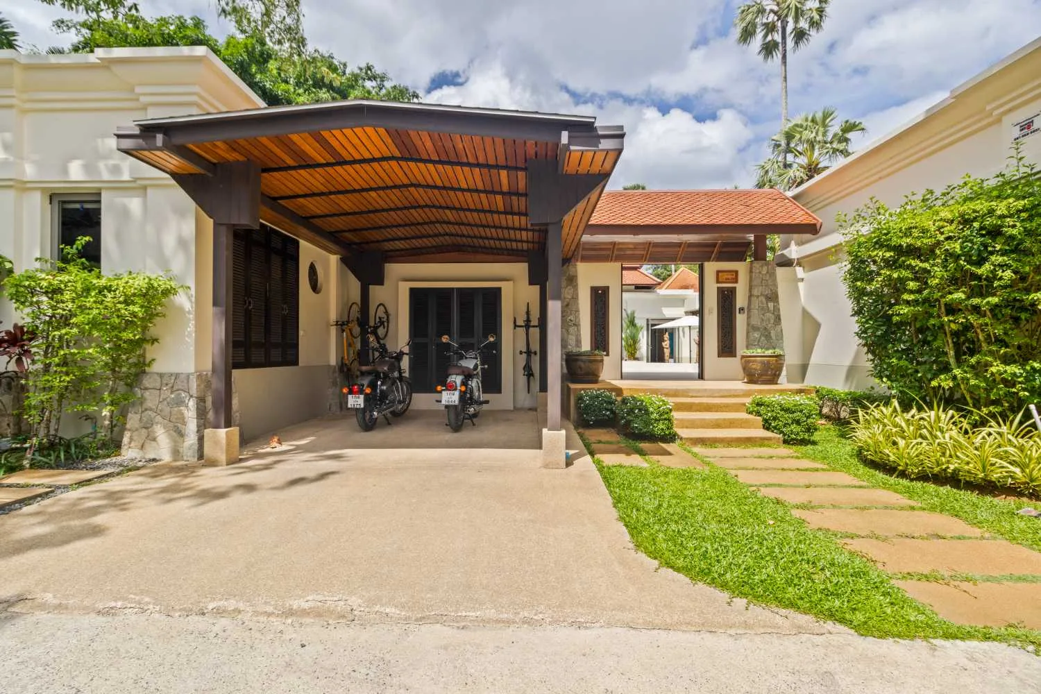 Property image - full photo 40