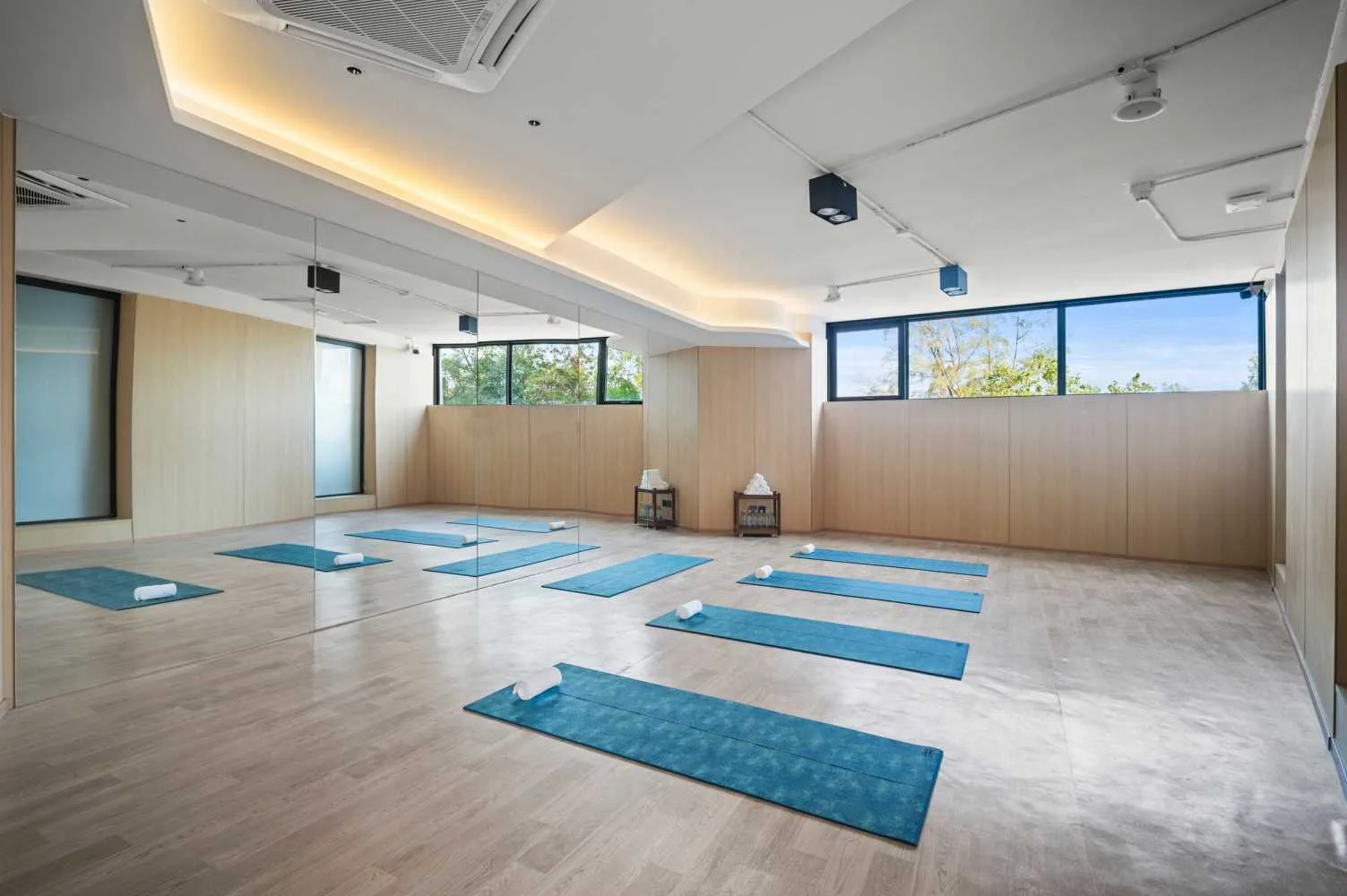 Property image - full photo 13