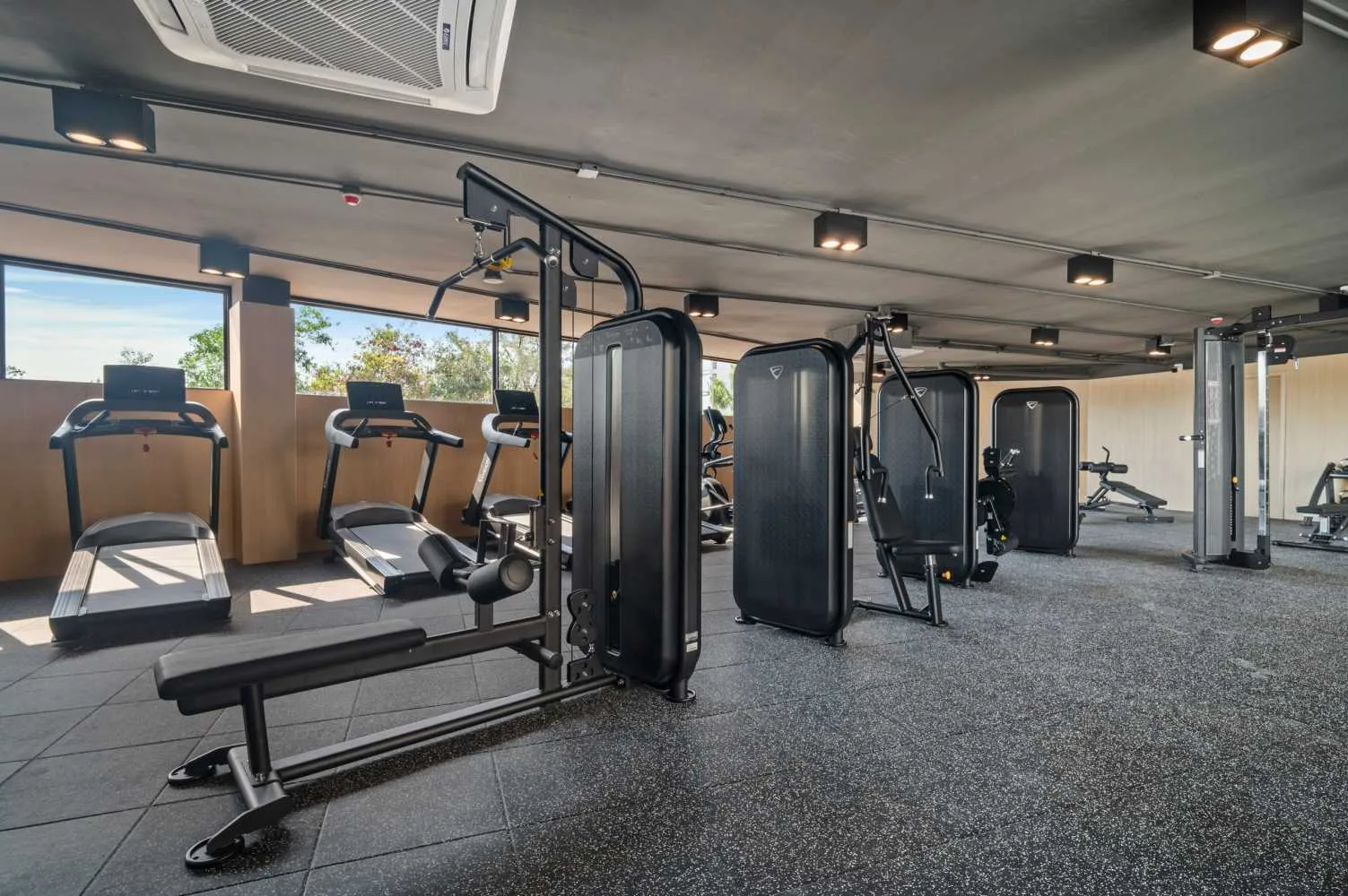 Property image - full photo 11