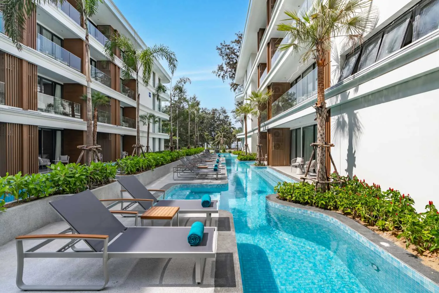 Property image - full photo 18