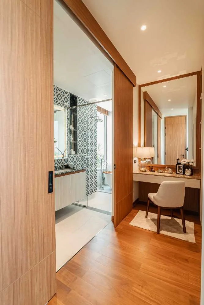 Property image - full photo 8