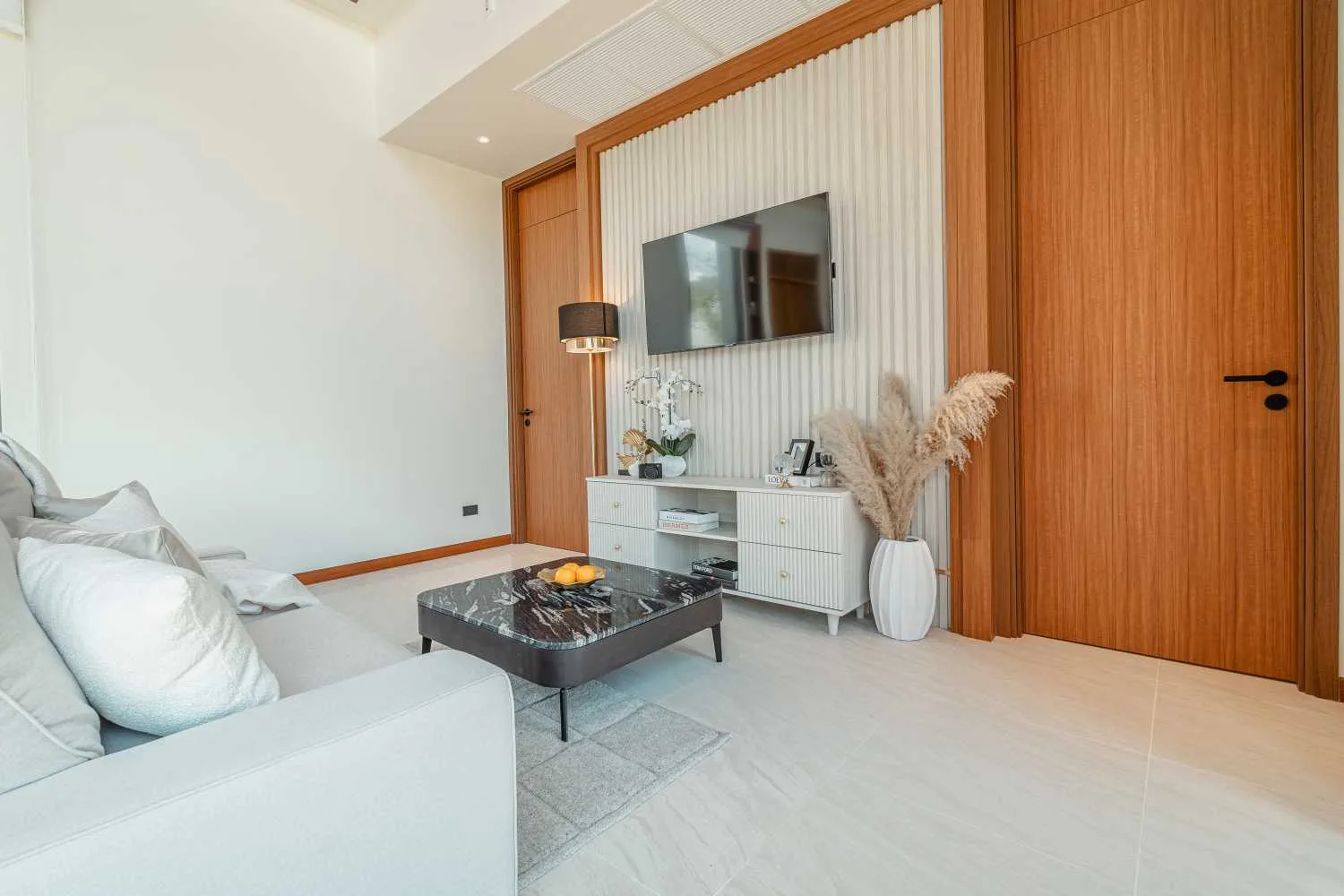 Property image - full photo 5