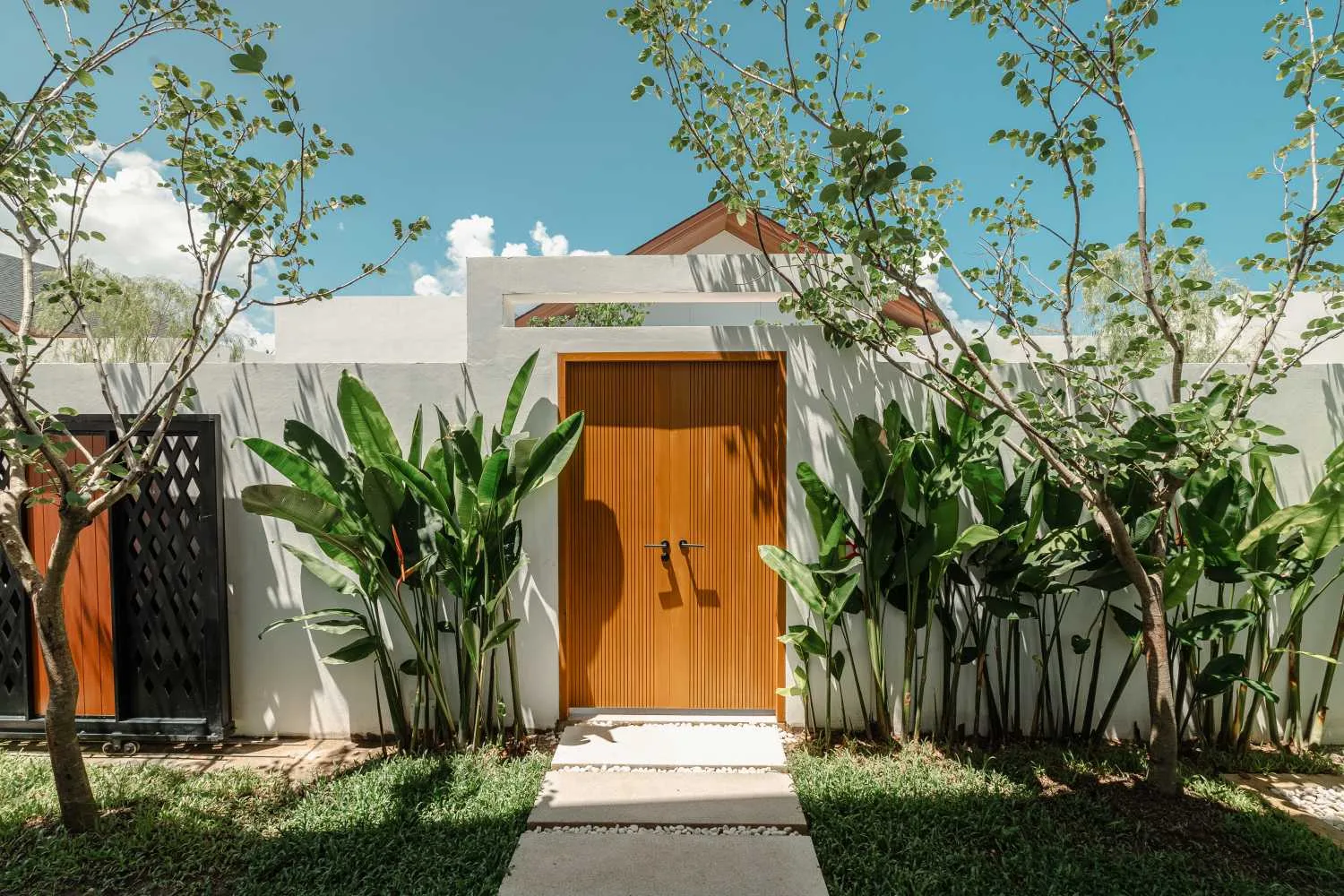 Property image - full photo 14