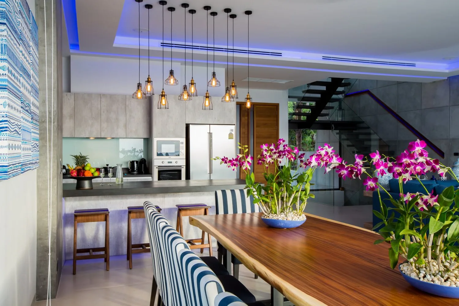 Property image - full photo 30