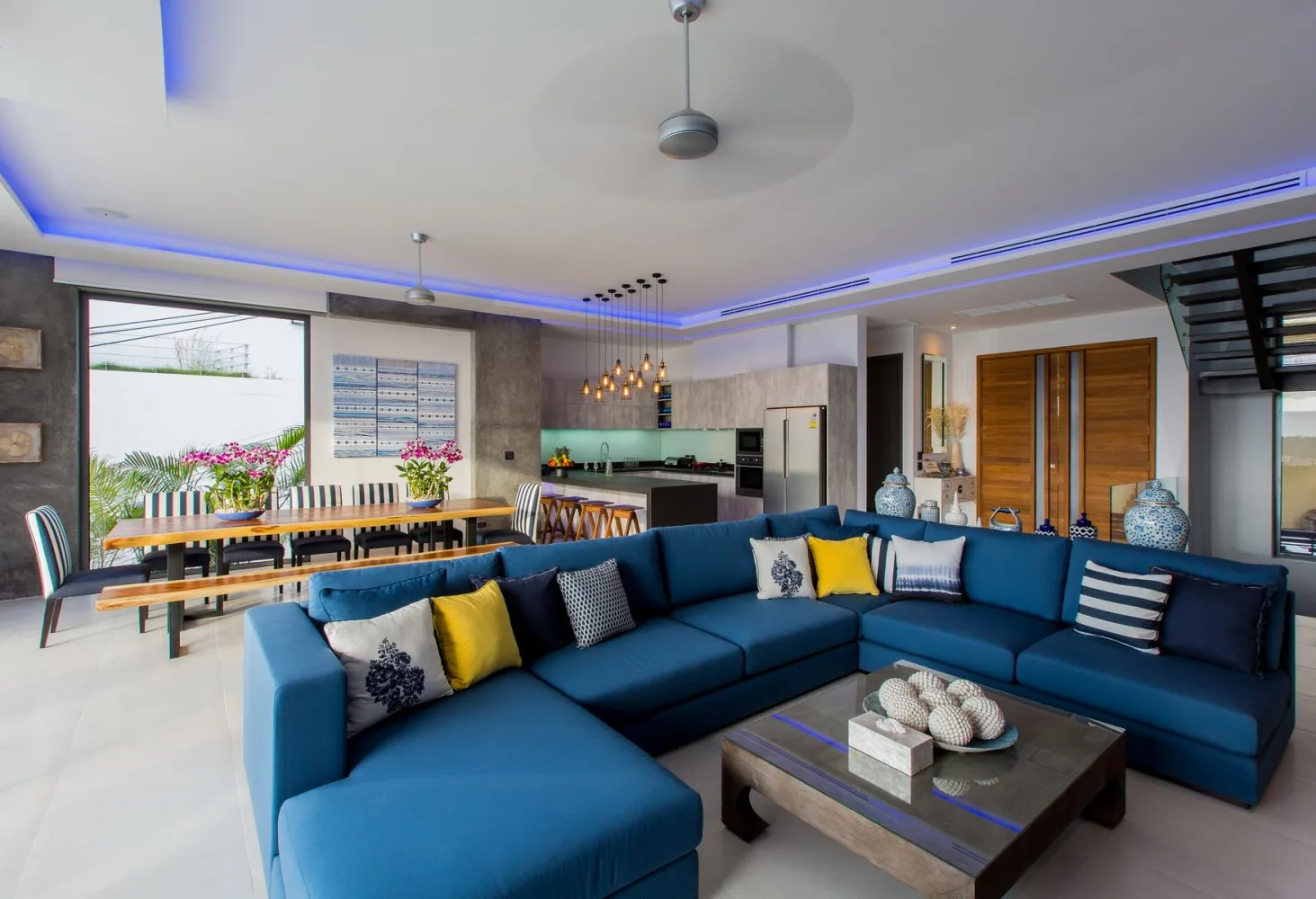 Property image - full photo 6