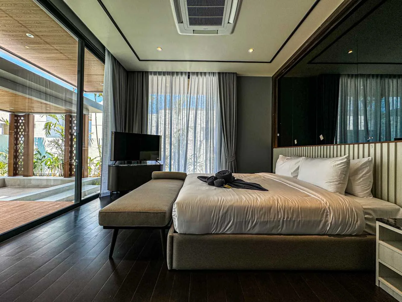Property image - full photo 21