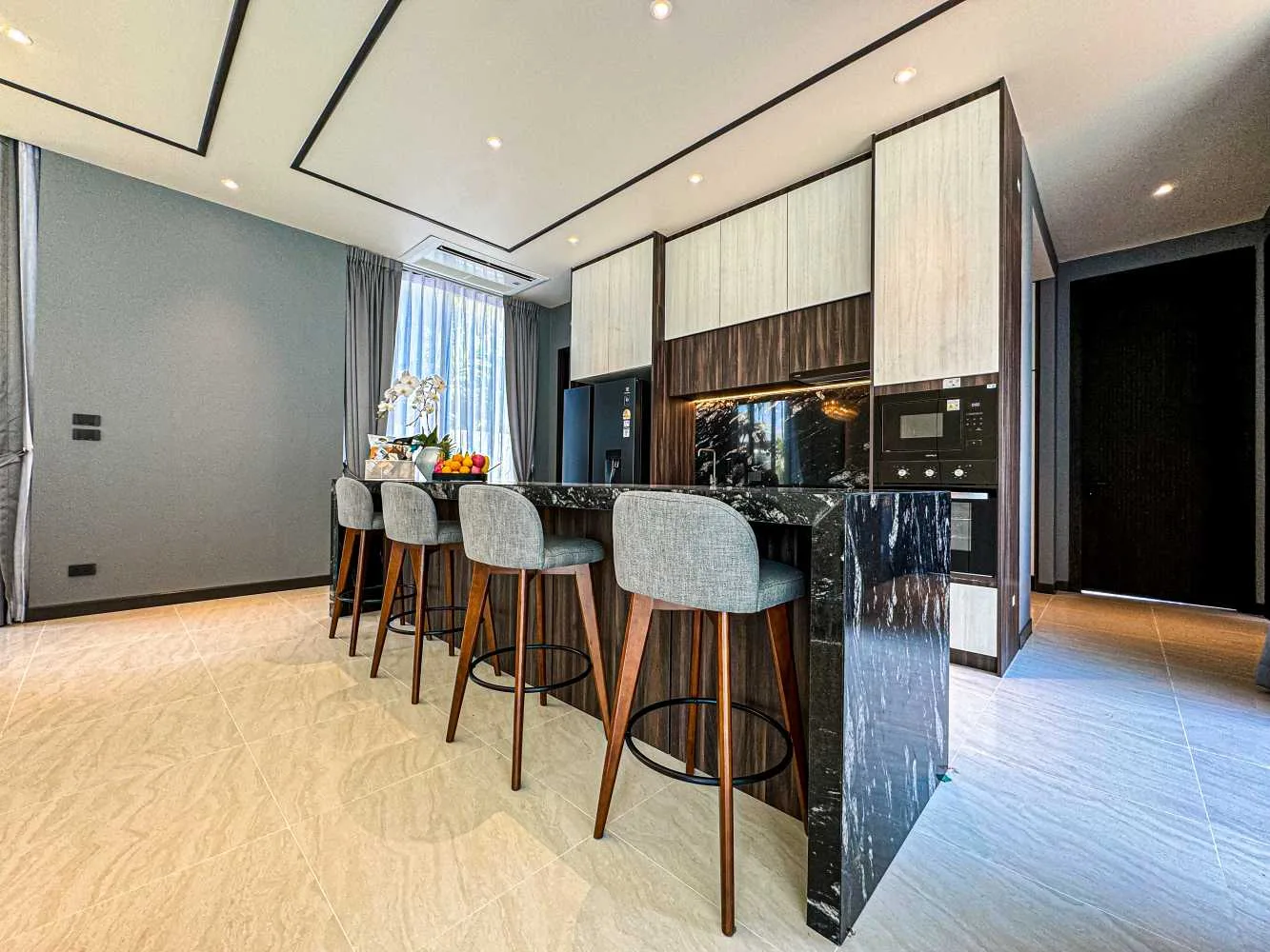 Property image - full photo 9