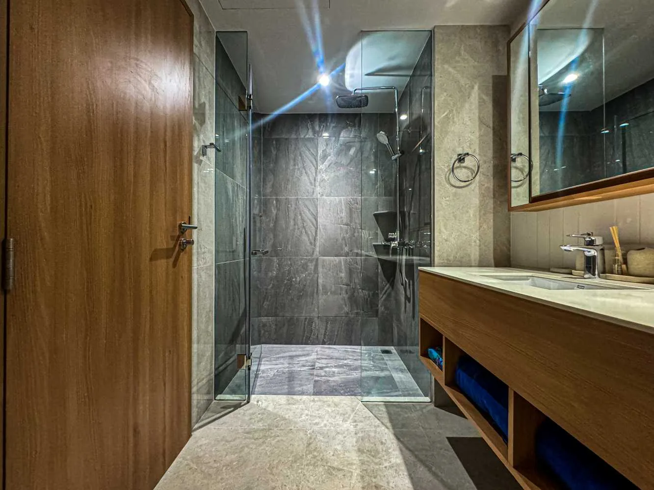 Property image - full photo 26